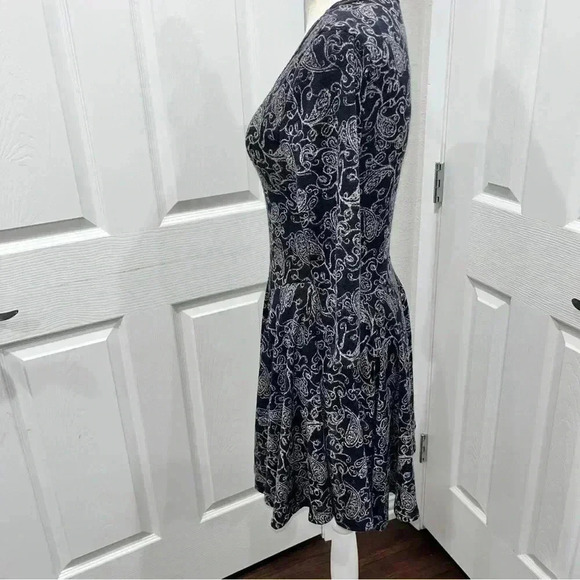 Dina be precious paisley fitted long sleeve mini dress light sweater fabric - Picture 6 of 7